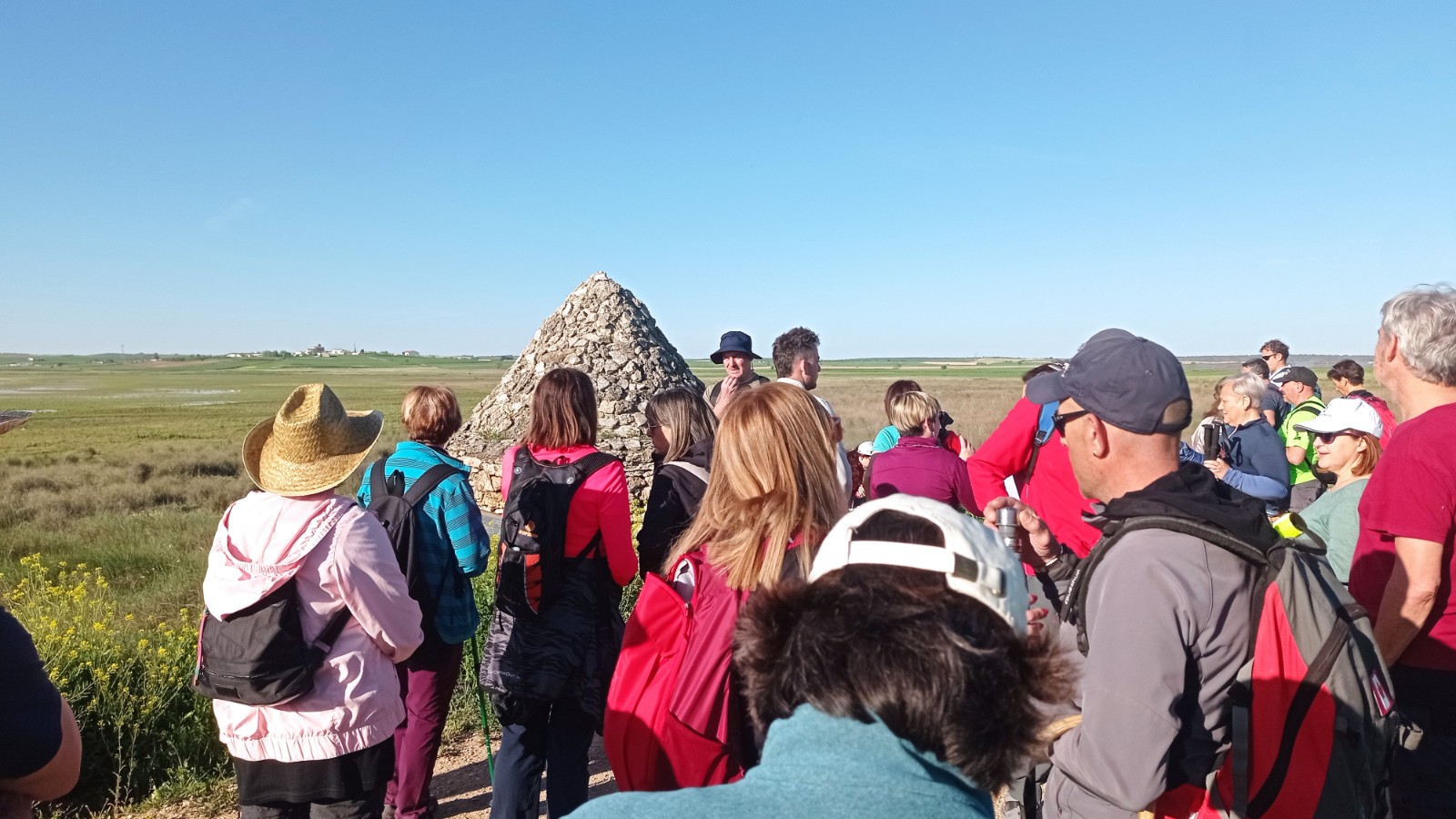 Arranca el I circuito de senderismo - diputación de cuenca, con un recorrido de 17 Km en la mancha alta conquense