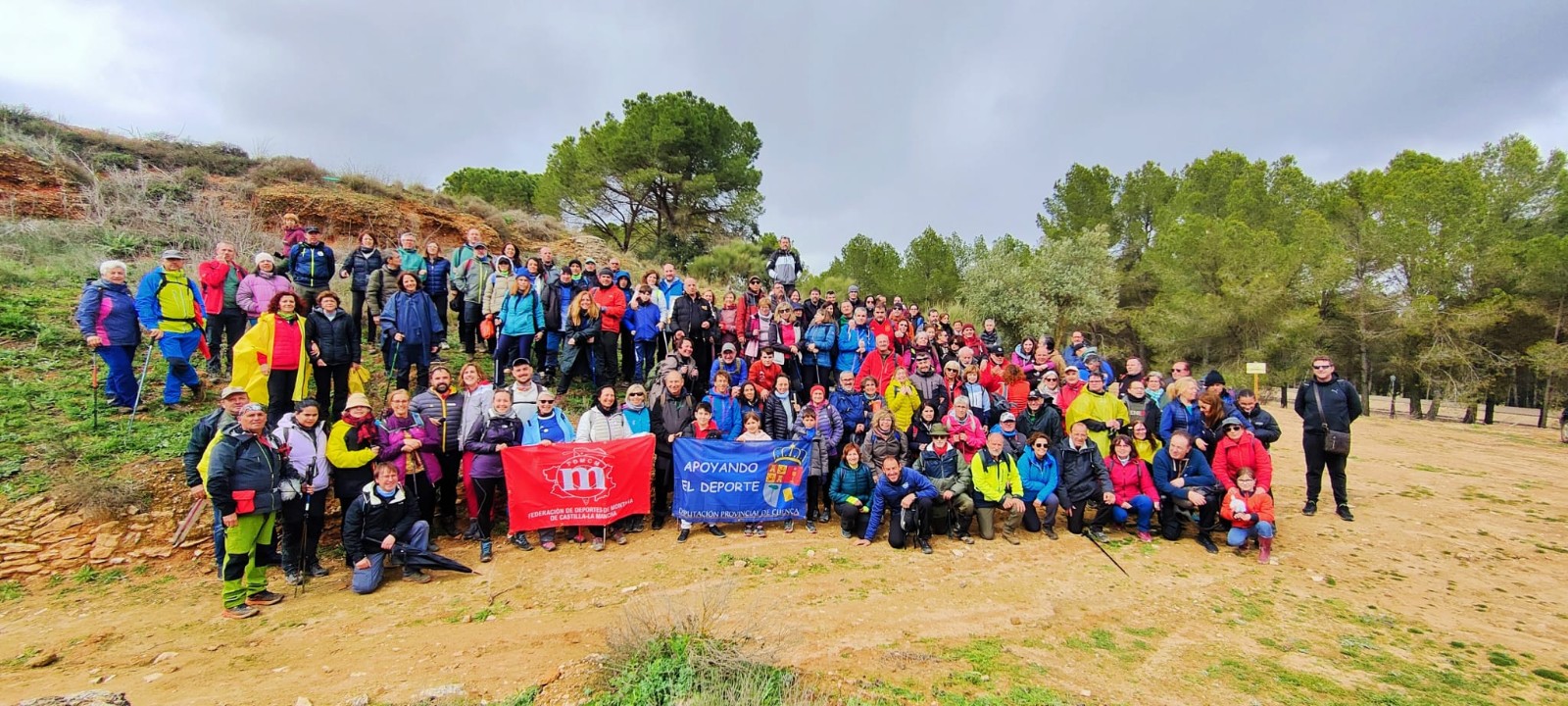 El inicio del II Circuito de Senderismo – Diputación de Cuenca 2025 nos lleva al extremo provincial donde se ha inaugurado el PR-CU 82 “Tierras de Catalina de Cardona”