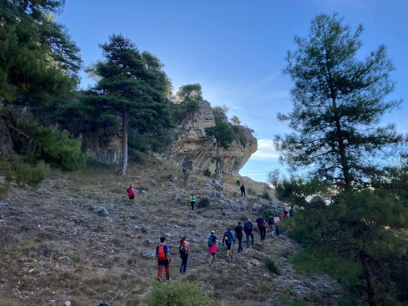 El circuito senderismo de cuenca regresa con el espectacular sendero PR-CU 29 “Ceñajo de los Calatravas, Peña Rubia y las Torcas” en Huélamo