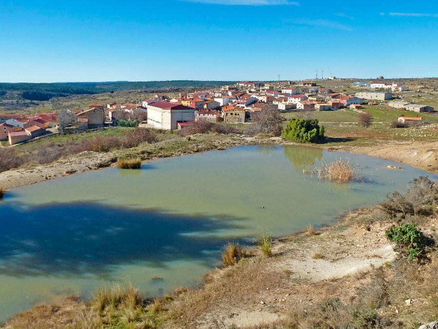 Vista de la localidad de Lagunaseca | Autor:  Imagen perteneciente al archivo del Consejo de Gestión de Senderos de Cuenca | Usada en Senderos de Cuenca con fines no comerciales